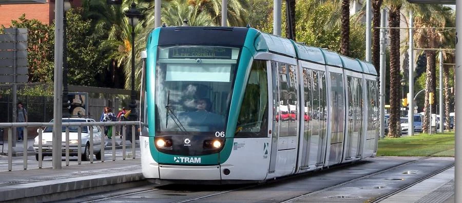 Barcelone Tram Transports Publics